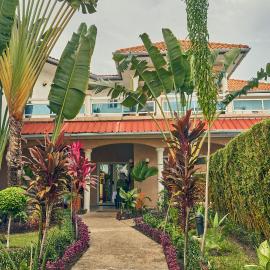 Guest Wharf - Centre Ville, hotel di Pointe Noire