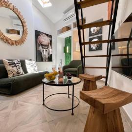 Tiny Home Historic Quarter by Promenade Pier，位于波尔蒂芒的酒店