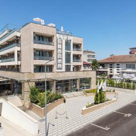Cinema Hotel, hotel in Primorsko