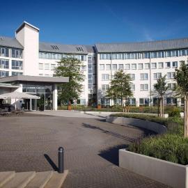 Ramada by Wyndham Dresden, khách sạn ở Dresden