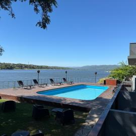 Ciervo de Oro, khách sạn ở Villa Carlos Paz