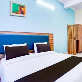 Hotel STAY INN, hotel en Haldwāni