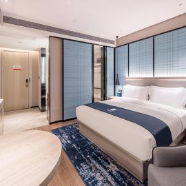 Echarm Hotel Nanning Jinhu Square Metro Station Branch، فندق في نانينغ