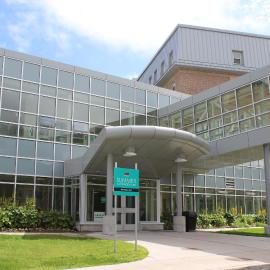 Memorial University, hotel v mestu St. John's