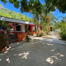 Maupiti Pension Taputea, hotel em Te-Fare-Arii