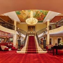 Bridge House Hotel, Leisure Club & Spa, хотел в Тъламор