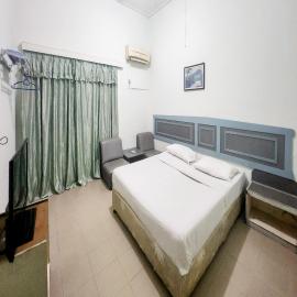 RedDoorz Syariah Near Pelabuhan Sri Bintan Pura Tanjungpinang