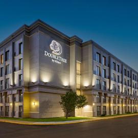 DoubleTree by Hilton Minneapolis Airport, MN, khách sạn ở Bloomington