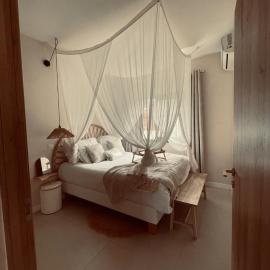 L'essentiel Home By Chloé, hotel v destinácii La Possession