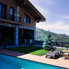 Shamuk Homes, hotelli kohteessa Chimgan