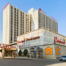Ramada by Wyndham Sofia City Center, hotel a Sofia
