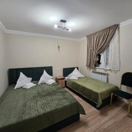 Golden Time, hotel em Almaty