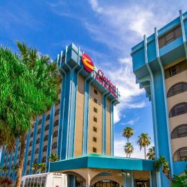 Clarion Inn & Suites Miami International Airport, hotel di Miami