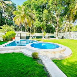 Rancho El Ancla Surf City Wi-Fi AC Pool, готель у місті Ла-Лібертад