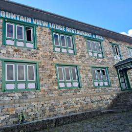 Mountain View Lodge - 1 Minute from Lukla Airport, hotel u gradu 'Lukla'