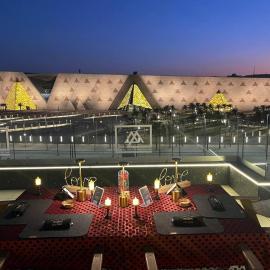 Royal Great Pyramid INN, hôtel au Caire