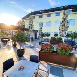 Guest House Mlada lipa, hotelli Mariborissa