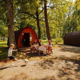AZUR Waldcamping Auwaldsee, hotel en Ingolstadt