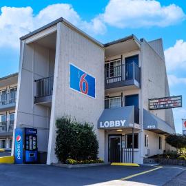 Motel 6 Portland OR Southeast, hotel in Portland
