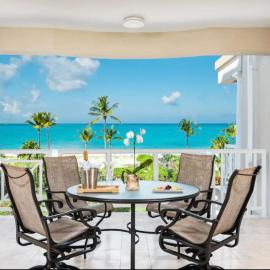 Great two-bedroom apartment in Grace Bay Beach, hotel di Long Bay Hills