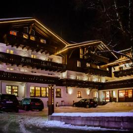 Valluga Hotel，位于圣安东阿尔贝格的酒店