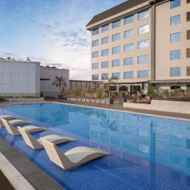 Courtyard by Marriott Shillong, хотел в Шилонг