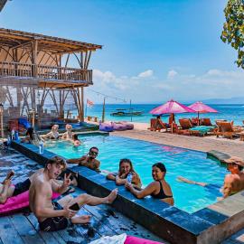 Lushy Hostel Nusa Penida, hotel en Nusa Penida