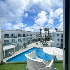 Corralejo Surfing Colors Hotel&Apartments, hotel en Corralejo
