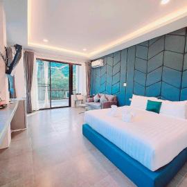 Kiree River Hotel โรงแรมคิรีริเวอร์, hotel en Ban Thong Pha Phum