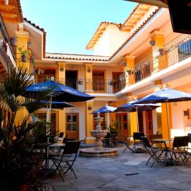 Hotel Aldama, hotel Colimában