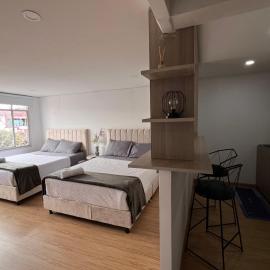 Garden's Aparta hotel, hotel in Bogota