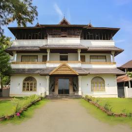 Seaflare Beach Resort & Spa, hotel in Pallipuram