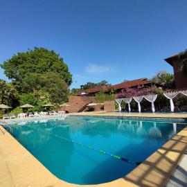 Hotel Raices Esturion