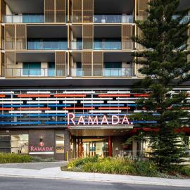 Ramada by Wyndham VetroBlu Scarborough Beach, Hotel in Perth