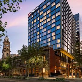 Adelaide Marriott Hotel, хотел в Аделейд