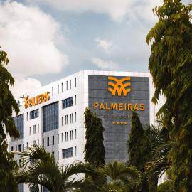 Palmeiras Suite Hotel, hótel í Luanda