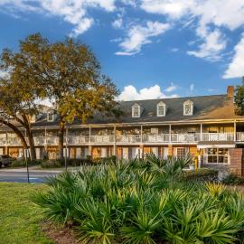 Best Western Plus St. Simons, hotel v destinácii Saint Simons Island