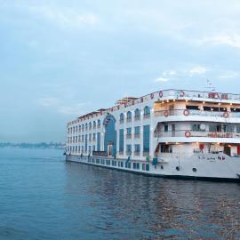 Orient Grand Rose Nile Cruise - Every Saturday from Luxor for 07 & 04 Nights - Every Wednesday From Aswan for 03 Nights, hotel di Luxor