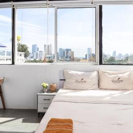 Viesnīca Sky hotel - Rooms & Free laundry - 50m to Royal Palace Pnompeņā