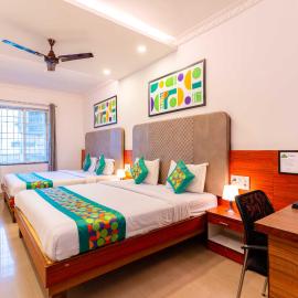 Treebo Regalia Comforts, 5 mins to Raja Seat Garden, hotel en Madikeri