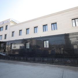 IDEAL Hotel, hotel sa Nukus