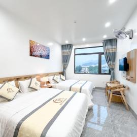 HagiangTrips Hotel - Tours & Motorbike Rental، فندق في ها زانغ
