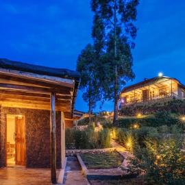 Kaara Gorilla Mountain Lodge, hotell i Rubuguli