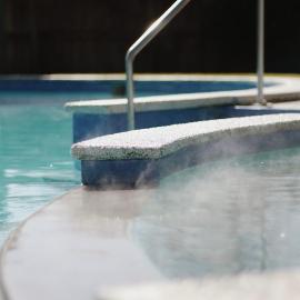Welcome Bay Hot Pools, Hotel in Tauranga