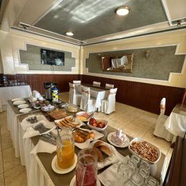Galax Resort、オルロのホテル