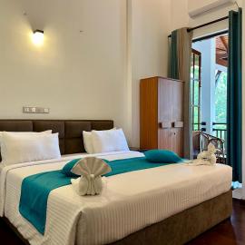 Even Beach Resort, hotel em Wayikkal