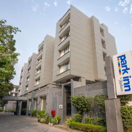 Park Inn by Radisson,South Delhi, hotel a Nova Delhi