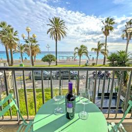 Cosy Cariatides Condo Promenade、ニースのホテル