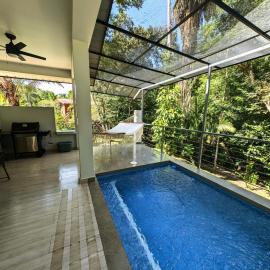 The Twins Pool Villas, hótel í Cristo Rey