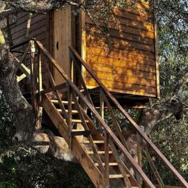 Cabaña del árbol Lavagarural, готель у місті Villanueva del Rosario